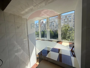 Apartament 3 camere de vanzare - Bulevardul Decebal - imagine 10