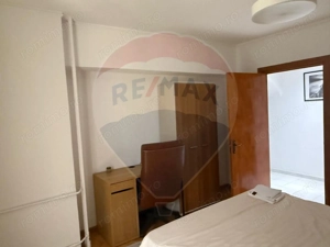 Apartament 3 camere de vanzare - Bulevardul Decebal - imagine 5