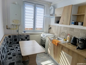 Garsoniera Precista, mobilata și utilată  - imagine 2