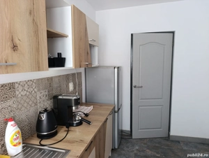 Garsoniera Precista, mobilata și utilată  - imagine 3