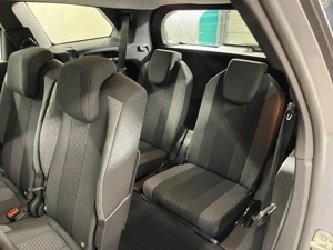 Peugeot 5008 - imagine 11