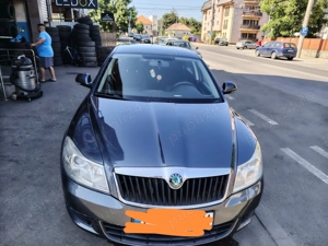 Vând Scoda Octavia facelift 1.6 TDi - imagine 2