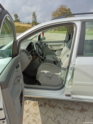 Volkswagen turan 2litri dizel 136 cp - imagine 4 Volkswagen turan 2litri dizel 136 cp - imagine 4