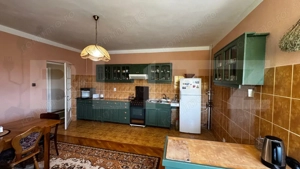 Proprietate RARĂ ultracentrală – casă spațioasă cu 8 camere + spațiu comercial - imagine 9
