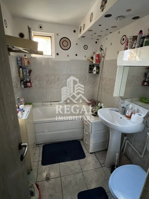 Apartament 3 camere de vânzare – Micro 5/1, Bd. Traian - imagine 7