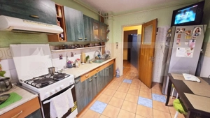 Apartament cu 4 camere,decomandat,77 mp, zona centrala, Blaj - imagine 3