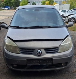 Dezmembram Renault Scenic 2