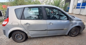 Dezmembram Renault Scenic 2 - imagine 3