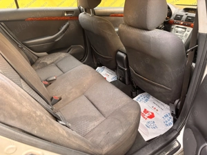 Toyota Avensis  - imagine 19