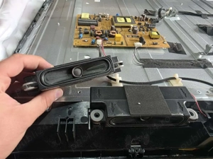 set 2 difuzoare 30097494 8ohm 12.5w de pe tv Ok. odl49650uv-tib