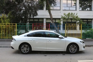 Peugeot 508 BlueHDi 130 EAT8 Allure Pack - imagine 6 Peugeot 508 BlueHDi 130 EAT8 Allure Pack - imagine 6