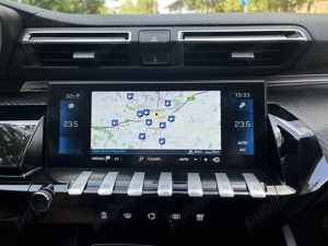 Peugeot 508 BlueHDi 130 EAT8 Allure Pack - imagine 15 Peugeot 508 BlueHDi 130 EAT8 Allure Pack - imagine 15