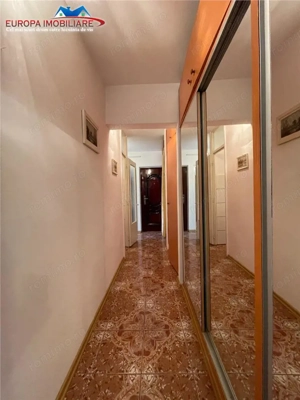 Apartament 3 camere de vanzare zona E3 -Tulcea - imagine 11