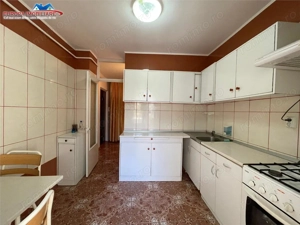 Apartament 3 camere de vanzare zona E3 -Tulcea - imagine 7
