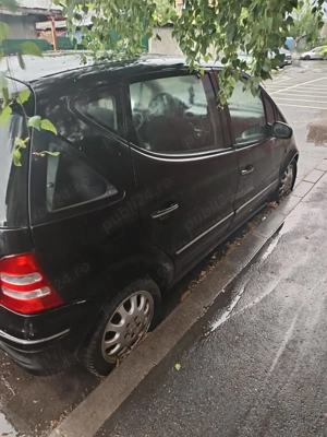 A class  acte valabile ,curea accesorii rupta - imagine 2