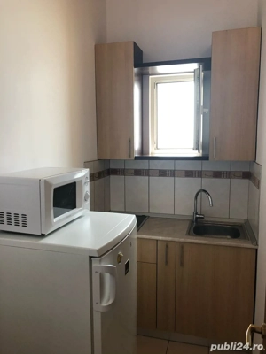 Proprietar închiriez garsonieră în vilă situată la 10 minute de metrou(C.Brâncoveanu) - imagine 3 Proprietar închiriez garsonieră în vilă situată la 10 minute de metrou(C.Brâncoveanu) - imagine 3