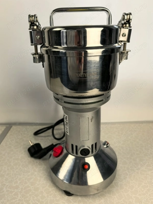 Moara multifunctionala inox 250g 1200W 339 lei