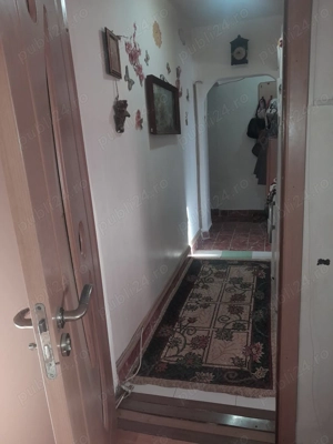 Apartament 2 camere semidecomandat