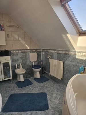 Casă solidă cu teren generos – Voiniceni, 1138 mp, zonă liniștită - imagine 7