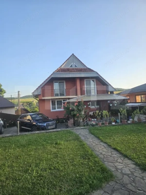 Casă solidă cu teren generos – Voiniceni, 1138 mp, zonă liniștită - imagine 4