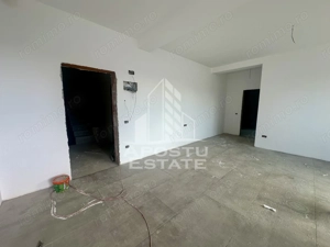 Apartament cu 2 camere, semidecomandat, etaj 1, zona Planetelor - imagine 3