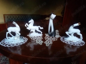 Bibelouri vintage reprezantand caprioara, cerb, cal, pisica