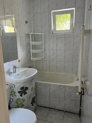 Privat, vand apartament 3 camere, str. Neptun, et. 2 4 - imagine 6