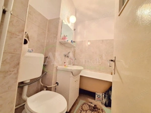 Apartament 2 camere semidecomandat zona Milcov - imagine 8