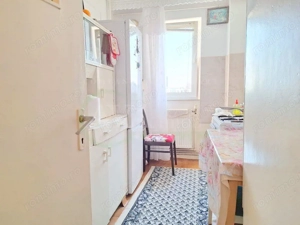 Apartament 2 camere semidecomandat zona Milcov - imagine 6