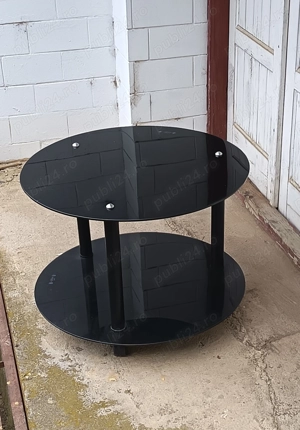  Masuta rotunda, de sticla