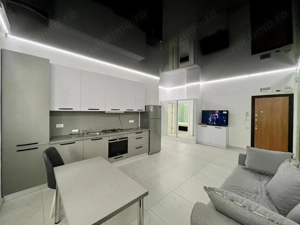 2 Camere prima linie la mare - imagine 3