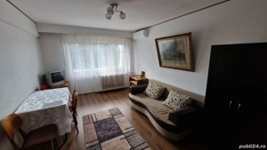 închiriez apartament 2 camere decomandate zona centrala
