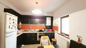 Crangasi, apartament la curte si terasa si garaj - imagine 6