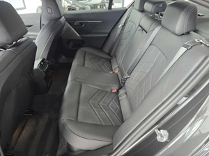 BMW Seria 5 520d At Mhev - imagine 10