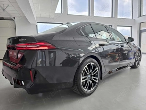 BMW Seria 5 520d At Mhev - imagine 7