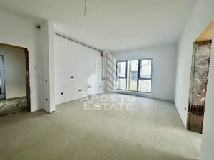 Apartament cu 2 camere, etaj 1, zona Planetelor