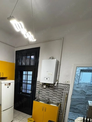 Închiriez apartament 