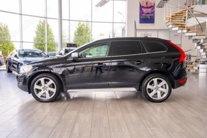 Volvo XC 60  - imagine 4