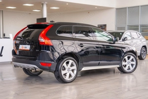 Volvo XC 60  - imagine 8