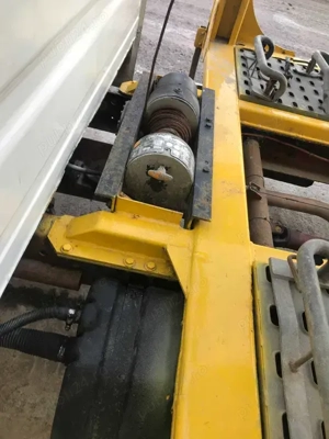 Iveco Daily transportor auto  platforma auto   tractari auto - imagine 3