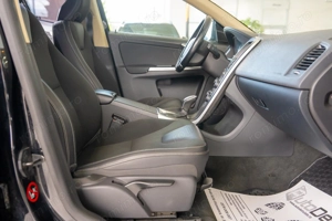 Volvo XC 60  - imagine 13