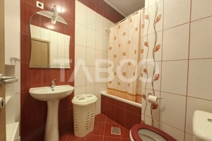 Apartament de vanzare 3 camere 2 bai etaj 1 zona Brana Selimbar - imagine 8