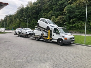 Iveco Daily transportor auto  platforma auto   tractari auto