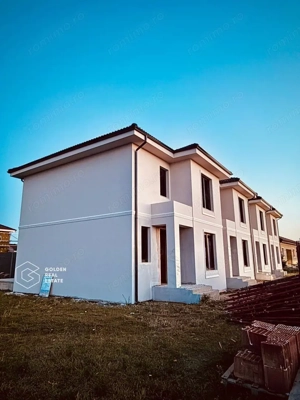 Casă insiruită cu 3 camere - Calea Urseni, Giroc - imagine 8