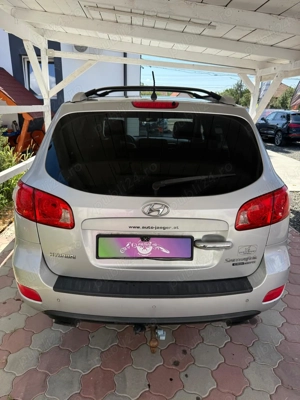 Hyundai Santa Fe Luxury  Tractiune 4x4 si 2x4  155 Cai Piele neagra - imagine 4