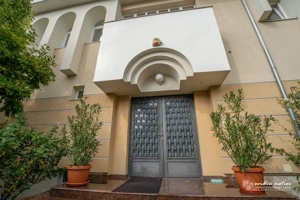 Birou in zona P-ta Engels