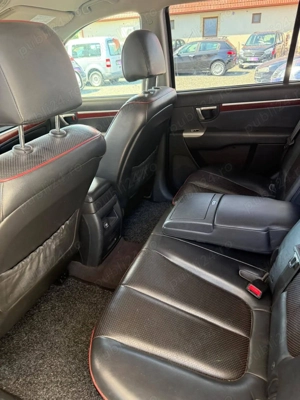 Hyundai Santa Fe Luxury  Tractiune 4x4 si 2x4  155 Cai Piele neagra - imagine 7