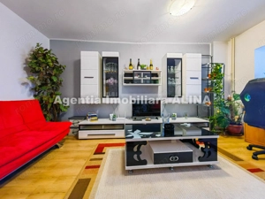 Ap. 2 camere in Deva, pe Bulevardul Decebal, 50 mp, decomandat, etaj 1, cu lift.