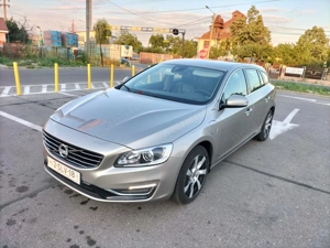 Volvo v60-2.4 AWD plug jn hybrid 283 CP