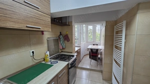 Inchiriez apartament 2 camere decomandate , B-dul Unirii 76 (zona P-ta Alba Iulia )   - imagine 6